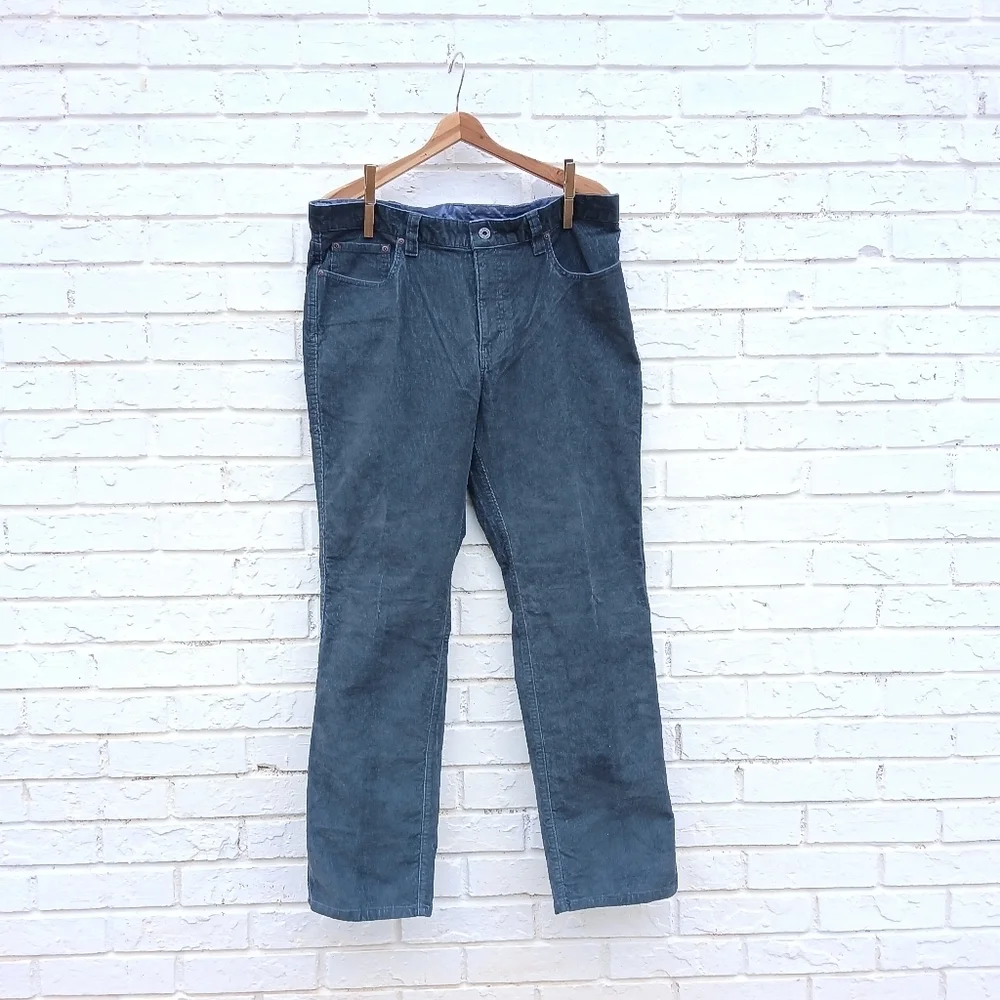 L.L. Bean Corduroy Standard Fit Pants 35x30